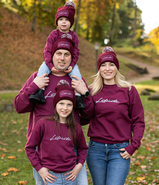 Cepuru komplekts "Latviete/is" 