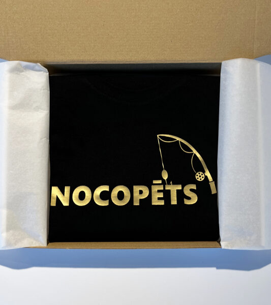 Iesaiņots t-krekls "Nocopēts"