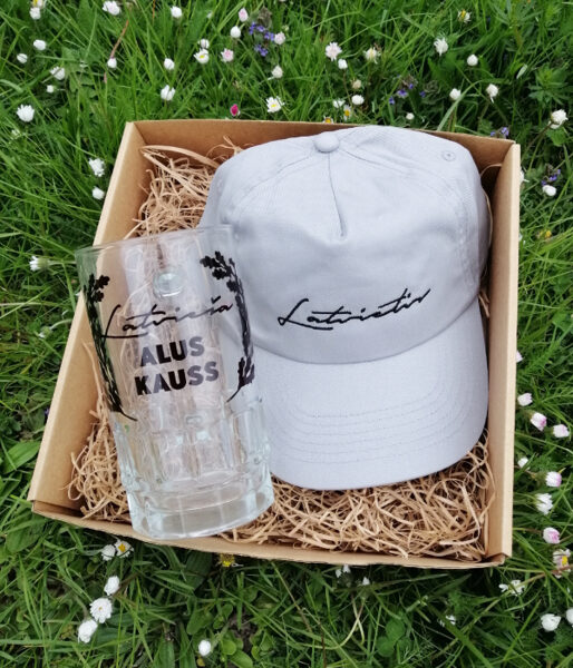 Līgo un Jāņu dienas dāvanu komplekts "Latvieša alus kauss" (cepure+alus kauss)
